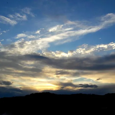 Le Bumbarelle فندق مبيت وإفطار Tavoleto