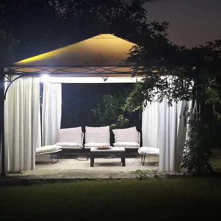 Alojamento de Acomodação e Pequeno-almoço Le Bumbarelle