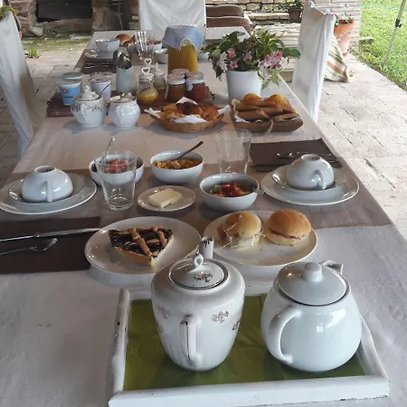 Couette-café Le Bumbarelle 3*