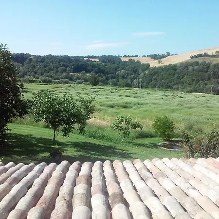 Alojamento de Acomodação e Pequeno-almoço Le Bumbarelle