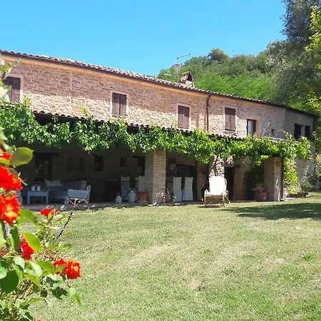Le Bumbarelle Bed & Breakfast *